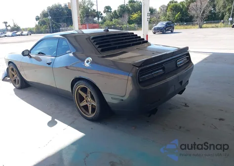 2015 Dodge Challenger Srt 392 from USA, damaged, VIN 2C3CDZDJ6FH713213